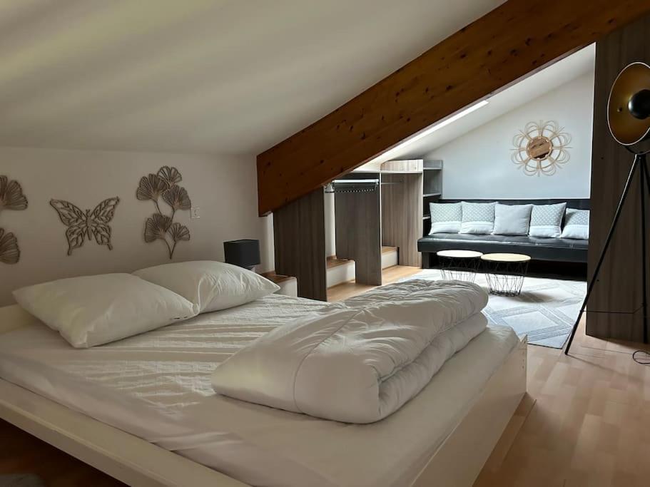 Appartement Lumineux Avec Vue Sur Les Montagnes 莫尔比耶 外观 照片